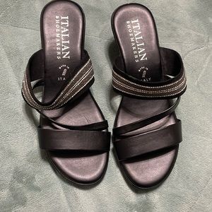 Italian shoemakers black heels